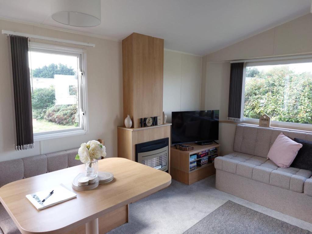 Southview - Upgraded Caravan - Unica * Skegness